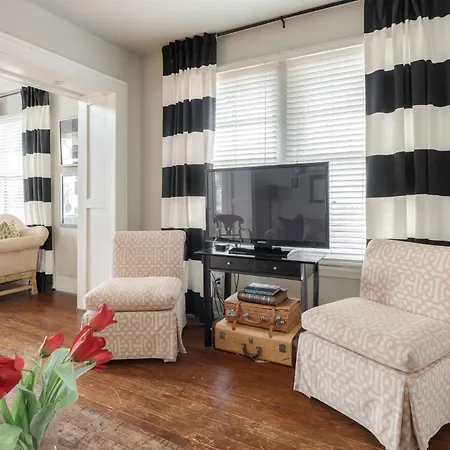 Historic Bungalow Walkable District